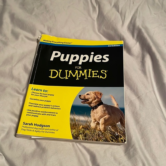Book - Puppies for Dummies. Paperback. Used. - Picture 3 of 3